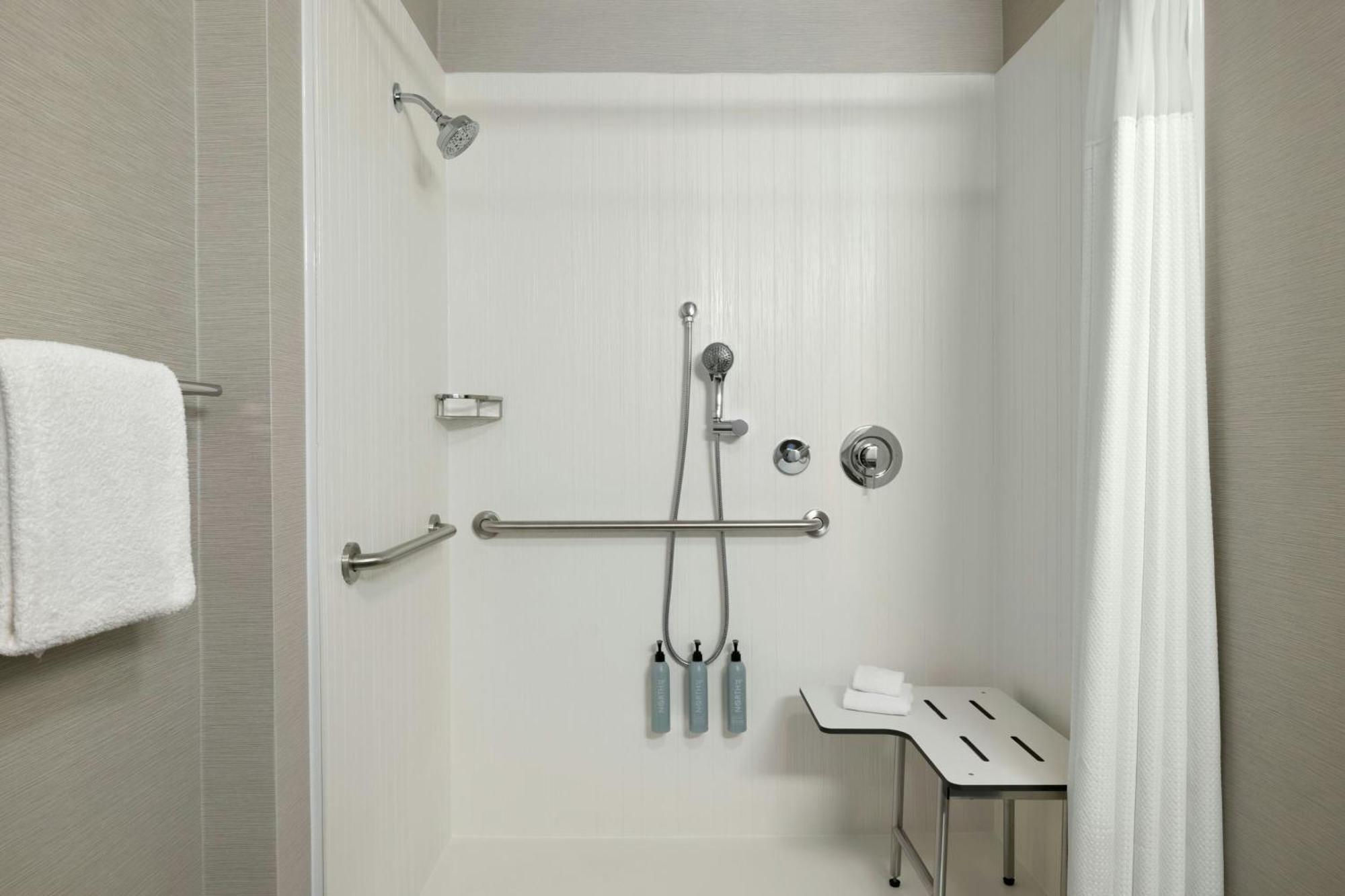 Courtyard By Marriott Kokomo Kültér fotó