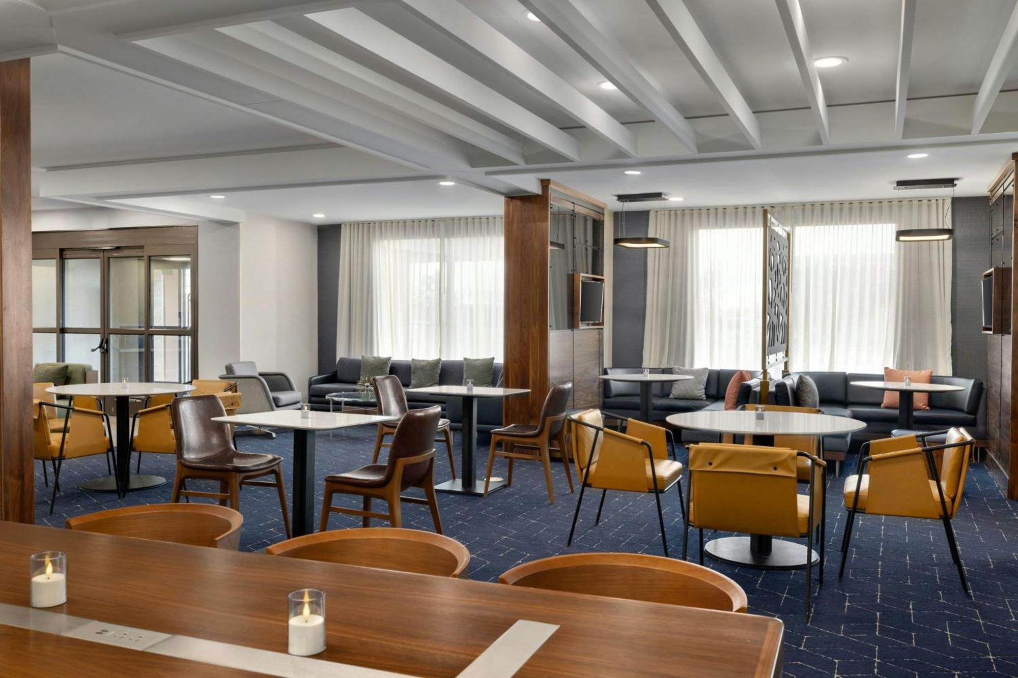 Courtyard By Marriott Kokomo Kültér fotó